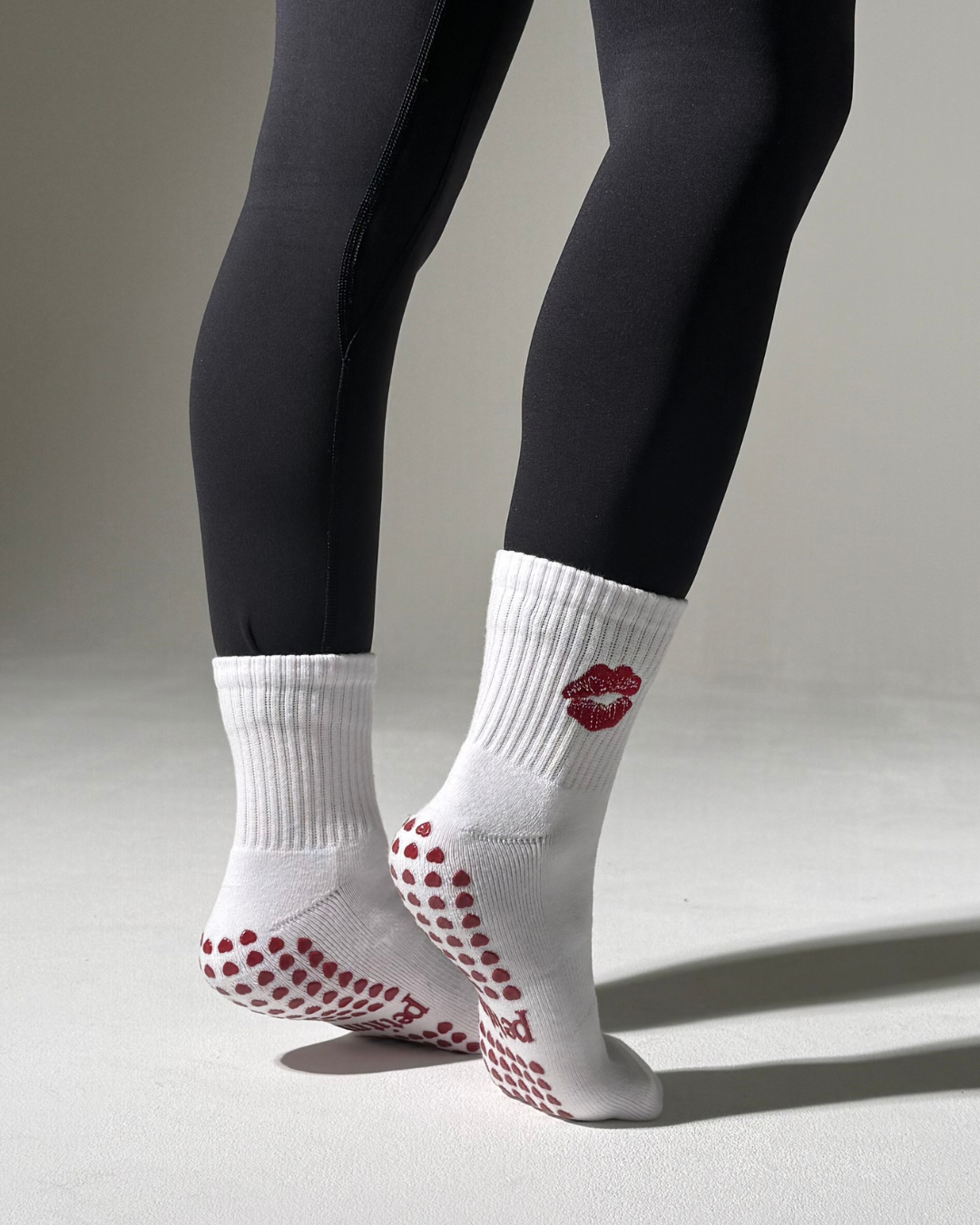 Grip Socks - XO XO